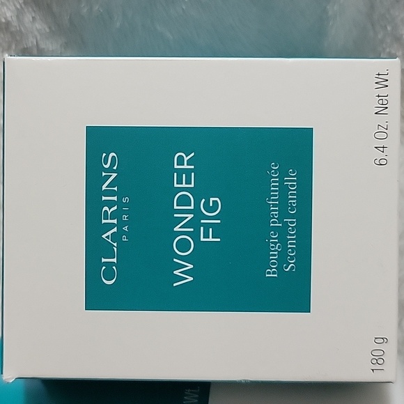 Clarins Wonder Fig Body Lotion And Candle Bundle NWT - Picture 2 of 7